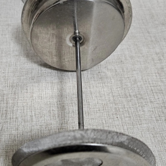 Williams Sonoma Double Insulated Stainless Steel 8-Cup French Press Coffee Maker - Picture 4 of 8